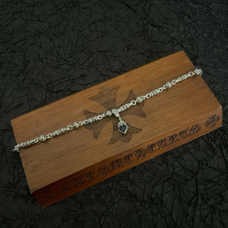 Ch*0me He**ts bracelets